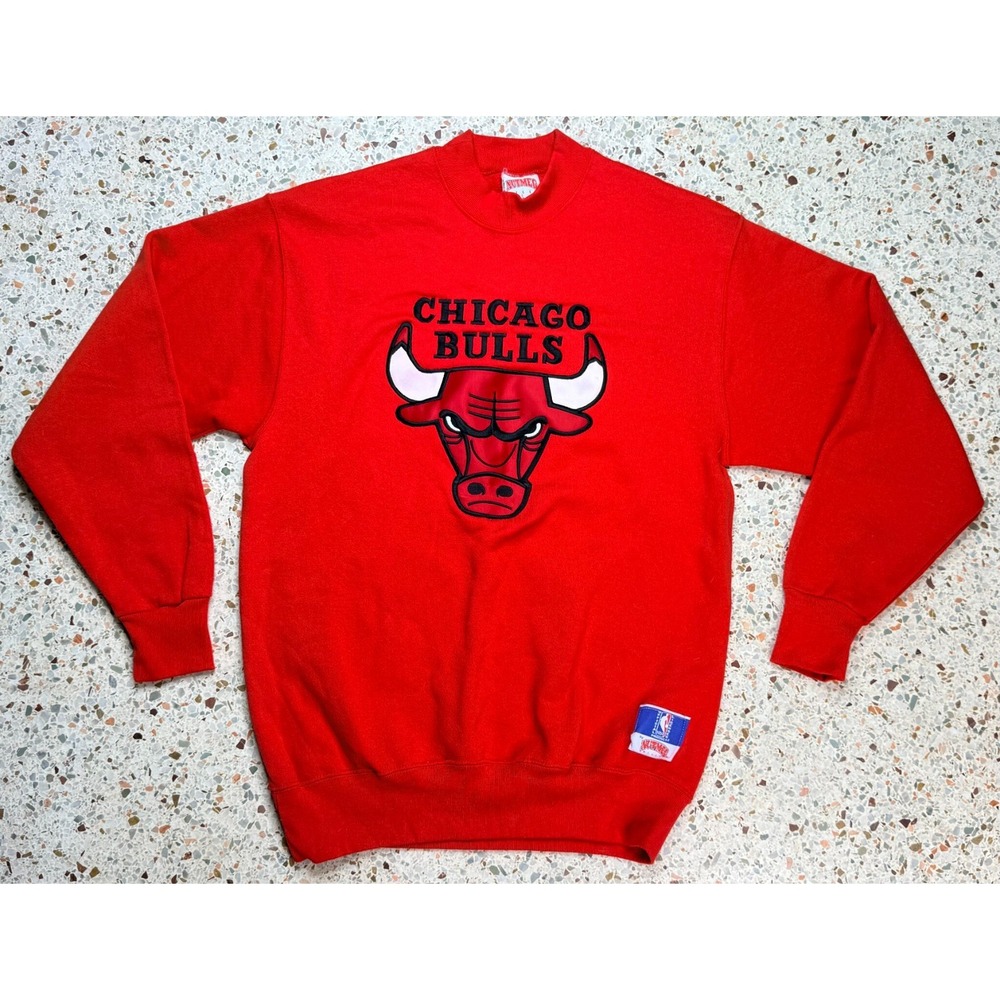Nutmeg Mills NBA Vintage Chicago Bulls Embroidered Long Sleeve Sweatshirt Size L